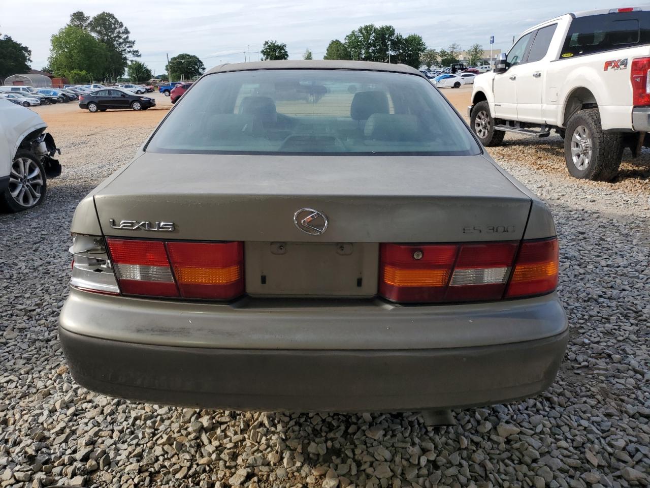 1997 Lexus Es 300 VIN: JT8BF22G2V5007957 Lot: 55755915