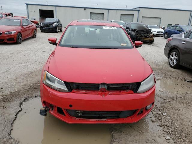 Sedans VOLKSWAGEN JETTA 2012 Czerwony