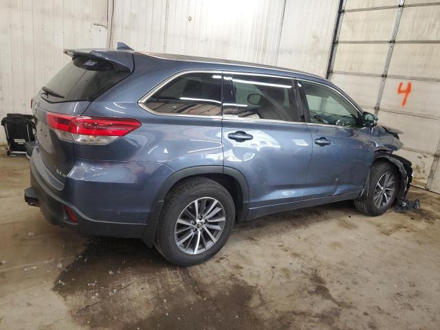  TOYOTA HIGHLANDER 2018 Granatowy