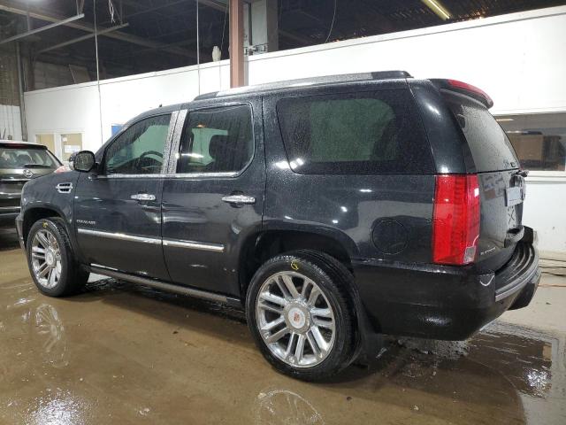  CADILLAC ESCALADE 2013 Czarny