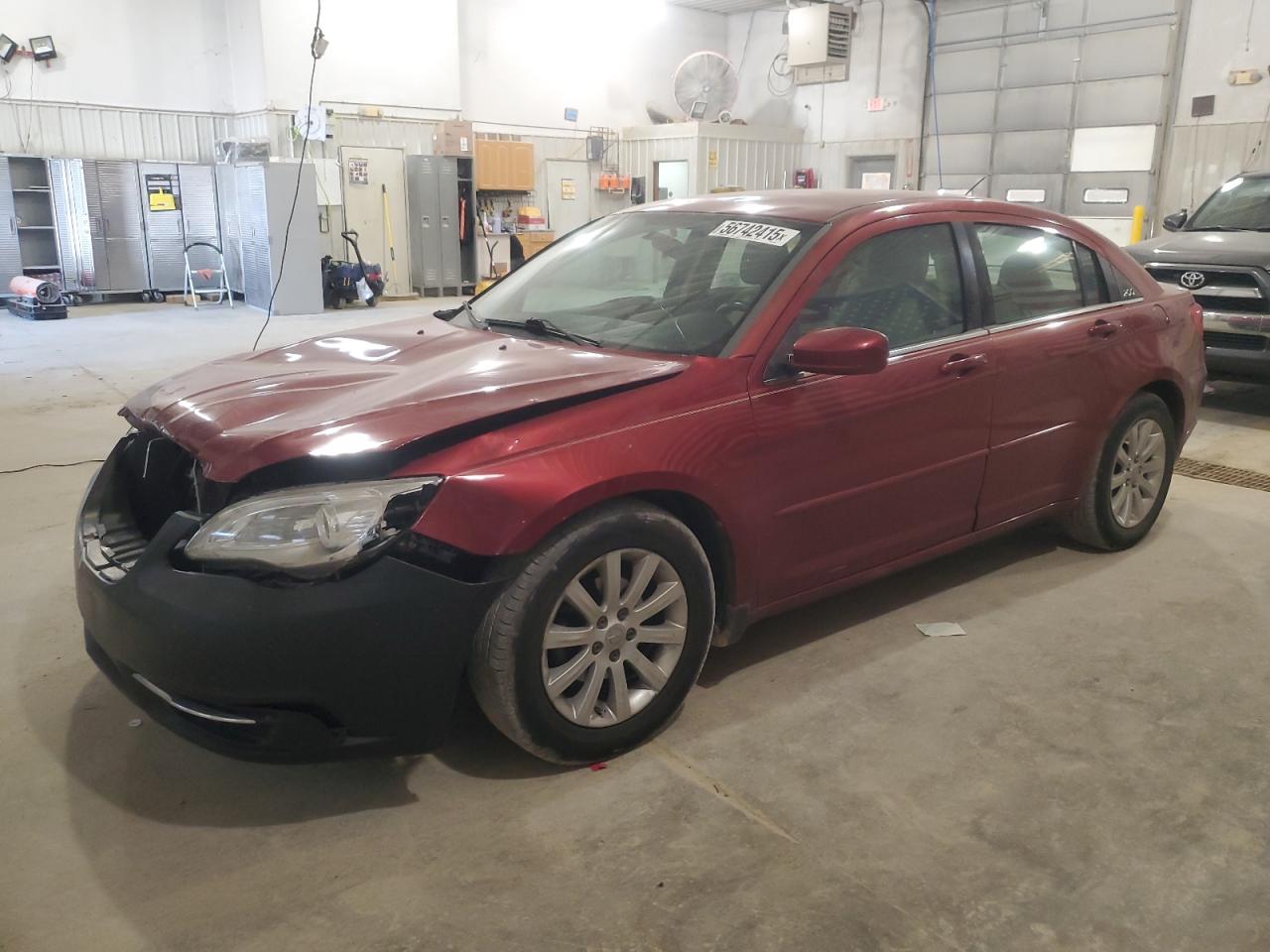2013 Chrysler 200 Touring zu verkaufen in Columbia, MO - Front End