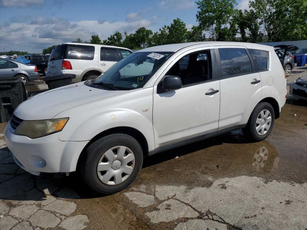 2007 Mitsubishi Outlander Es for Sale in Bridgeton, MO - All Over