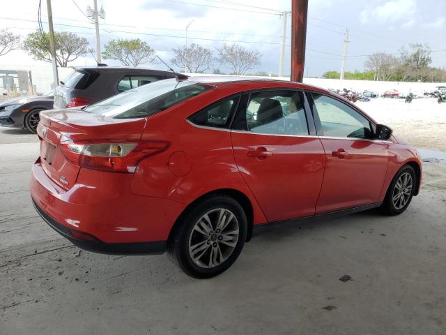  FORD FOCUS 2012 Червоний