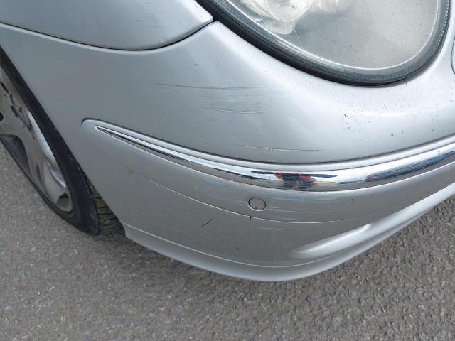 2004 MERCEDES BENZ E240 AVANT