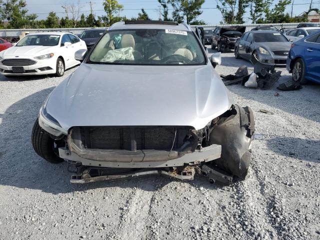 VOLVO XC60 2021 Srebrny