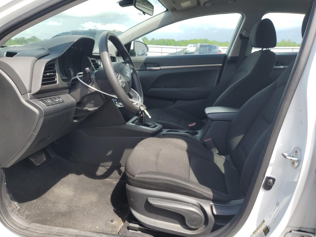 2020 Hyundai Elantra Se VIN: 5NPD74LF6LH600677 Lot: 57226855