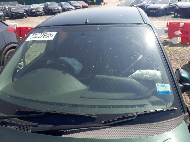 2004 FORD FOCUS LX