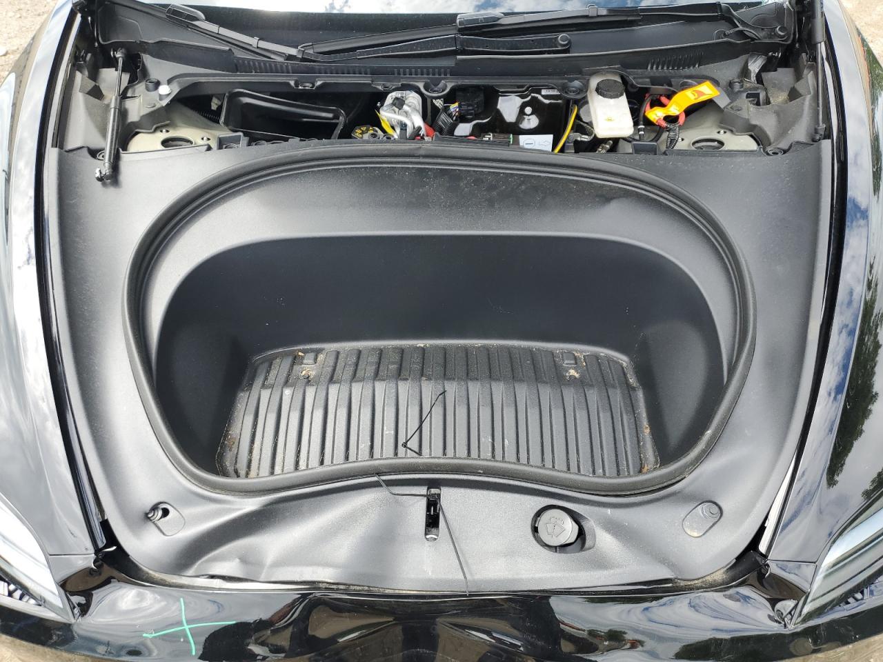 2025 Tesla Model 3 VIN: 5YJ3E1EB1SF932632 Lot: 56929695