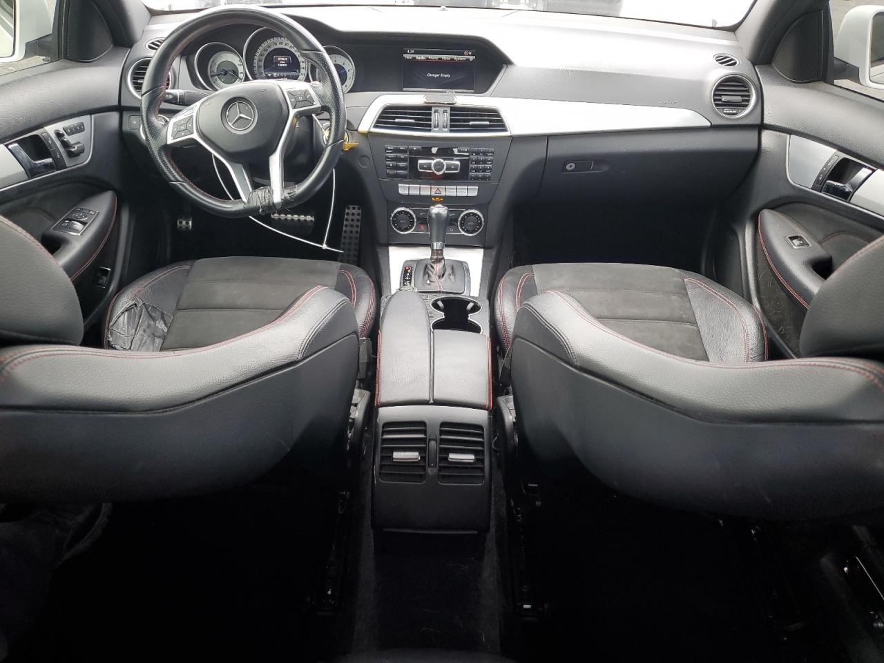 2013 Mercedes-Benz C 350 VIN: WDDGJ5HB6DG052606 Lot: 56541495