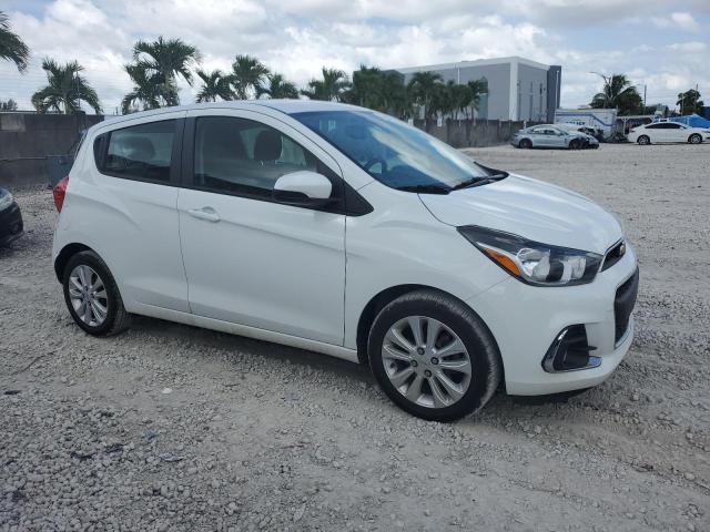 Hatchbacks CHEVROLET SPARK 2016 Biały