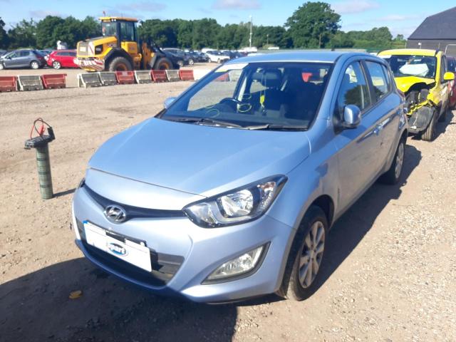 HYUNDAI I20 ACTIVE 2014