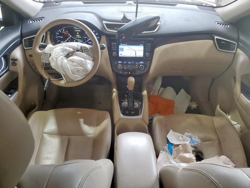  NISSAN ROGUE 2015 Czerwony