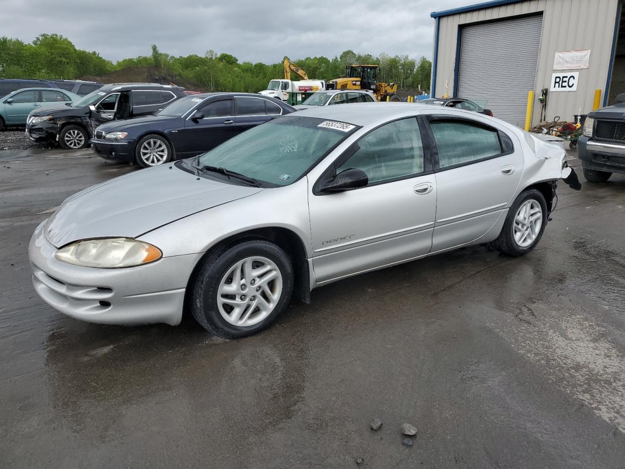 2B3HD46R3YH370839 DODGE INTREPID Photo 1