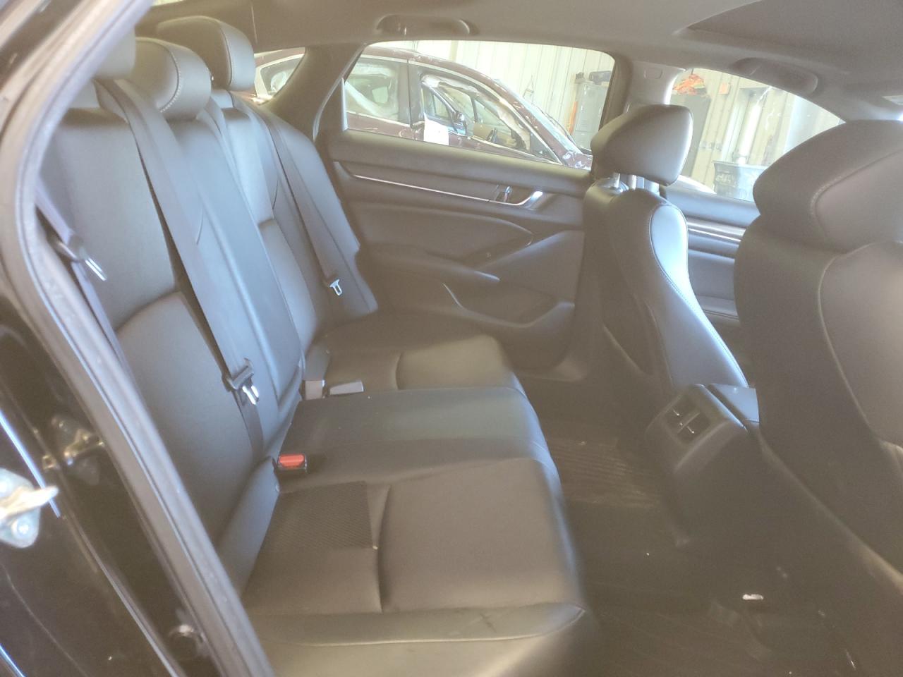 1HGCV2E37KA001562 HONDA ACCORD 2019