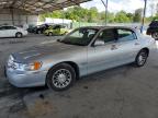 Cartersville, GA에서 판매 중인 2000 Lincoln Town Car Signature - Rear End