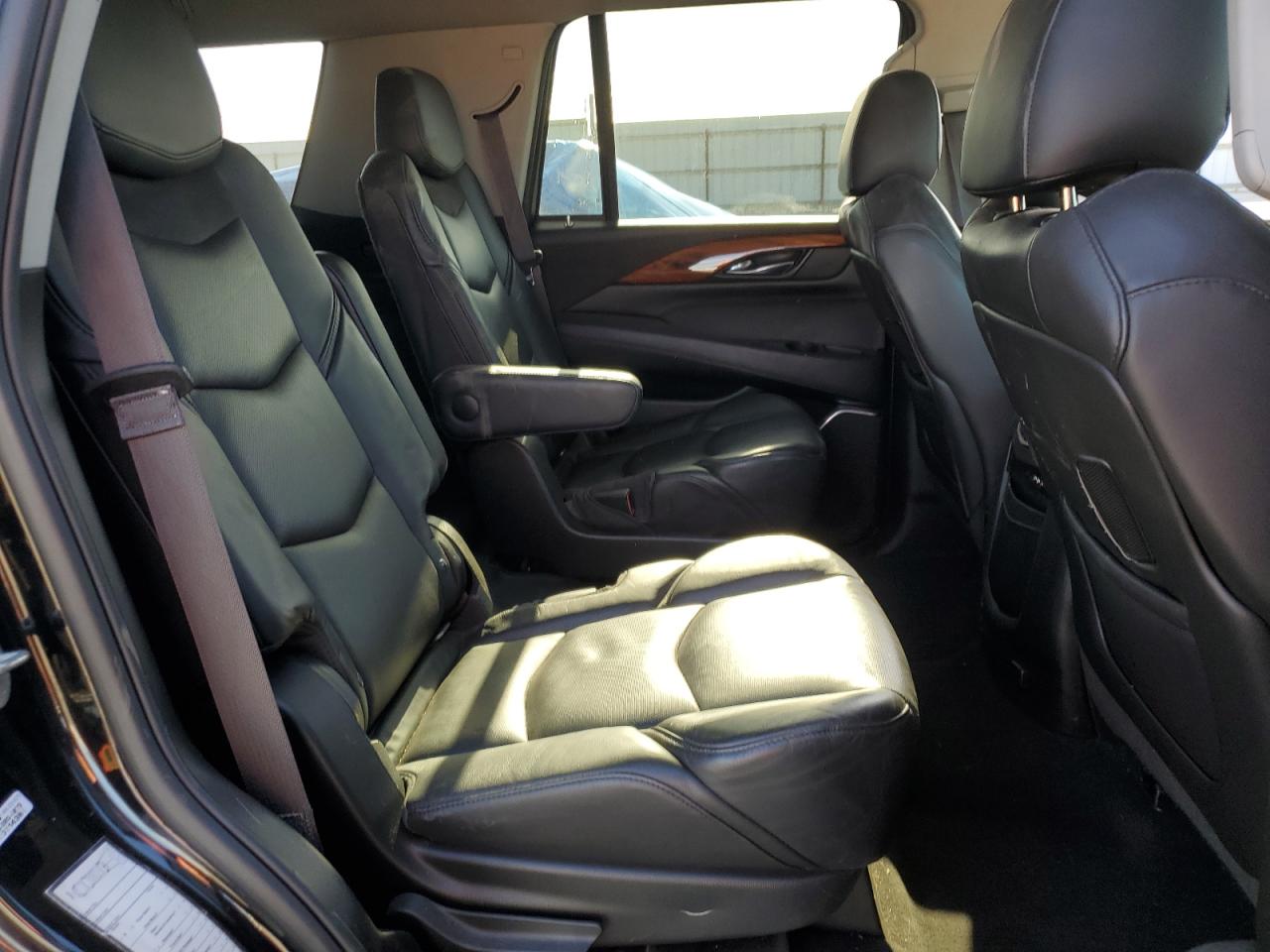2015 Cadillac Escalade Luxury VIN: 1GYS4BKJ3FR233402 Lot: 56347215