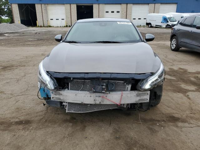  NISSAN ALTIMA 2021 Gray