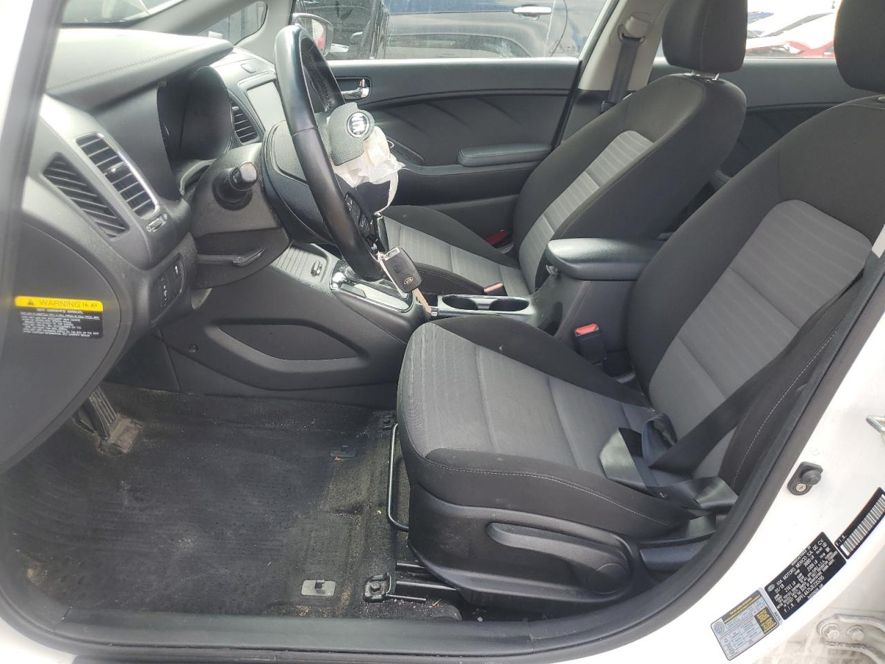 2018 Kia Forte Lx VIN: 3KPFL4A75JE235295 Lot: 55477435