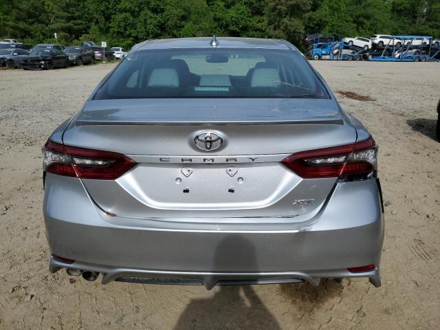  TOYOTA CAMRY 2023 Srebrny