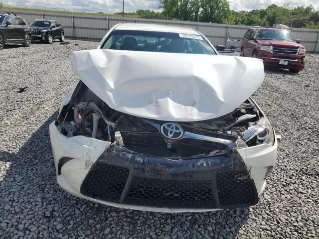Седаны TOYOTA CAMRY 2016 Белы