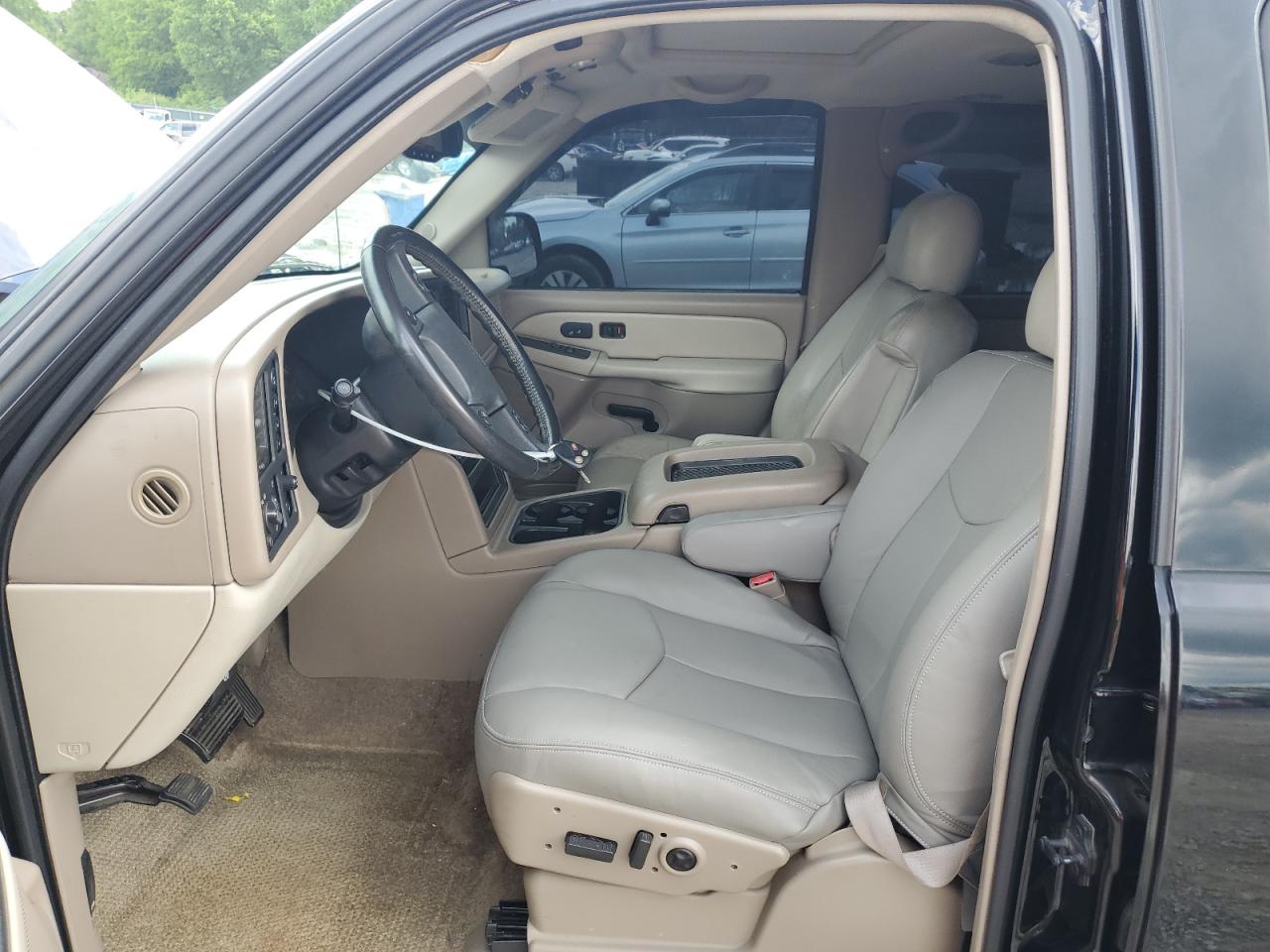 2003 Chevrolet Tahoe K1500 VIN: 1GNEK13ZX3R243046 Lot: 55496515