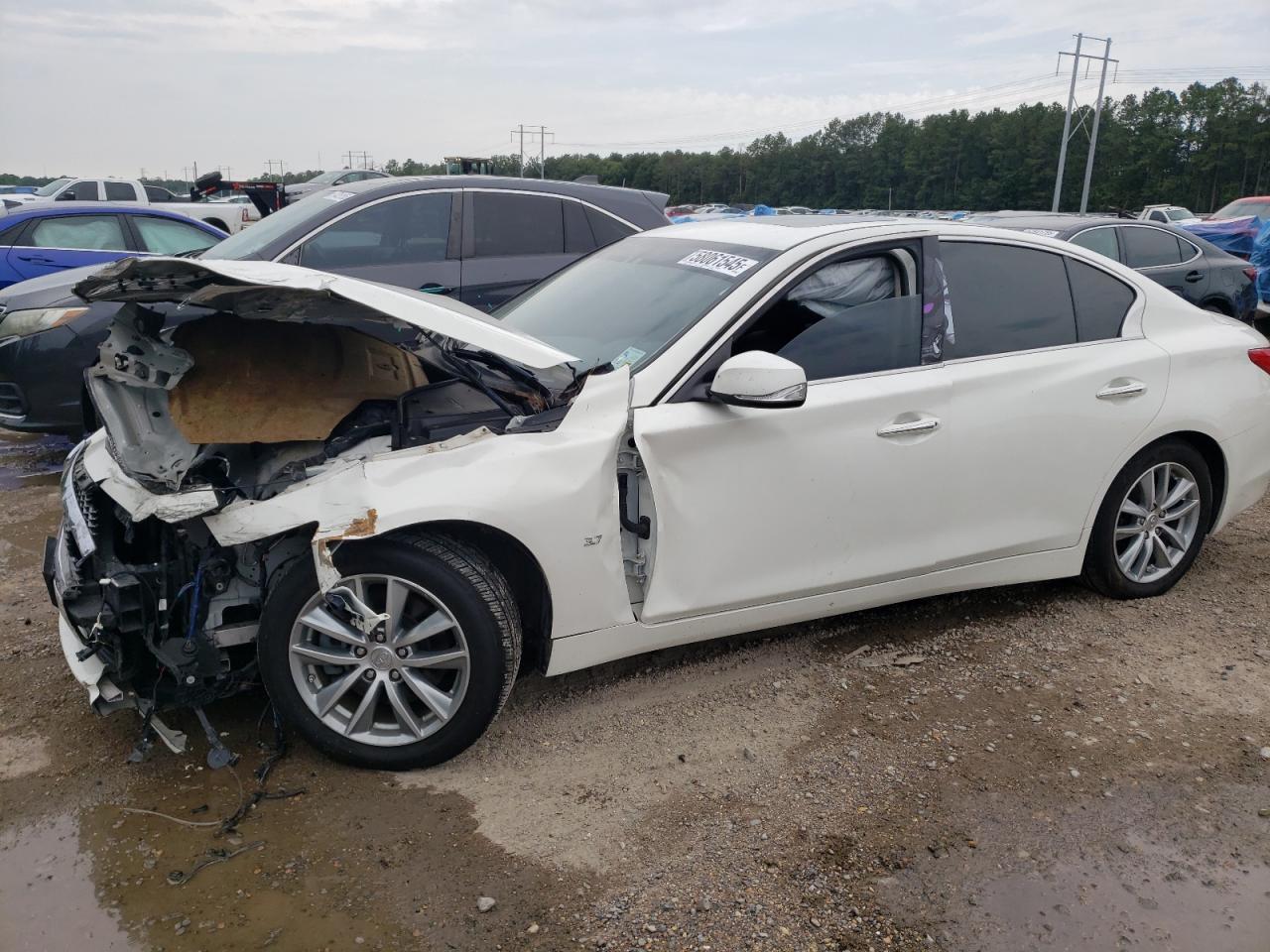 2014 Infiniti Q50 Base for Sale in Greenwell Springs, LA - Front End