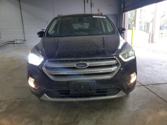 Паркетники FORD ESCAPE 2017 Черный