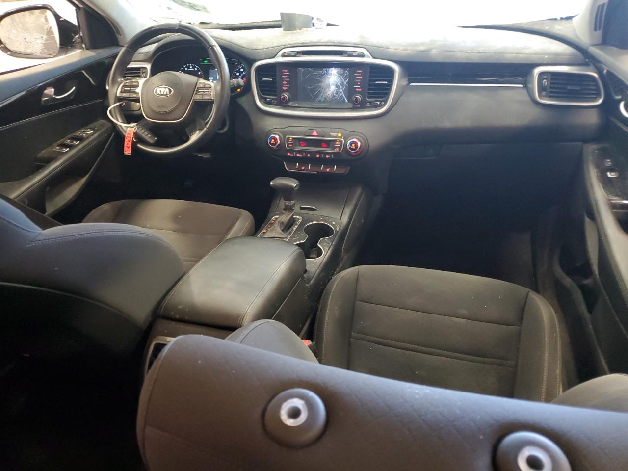 2019 Kia Sorento L VIN: 5XYPGDA38KG437641 Lot: 57094315