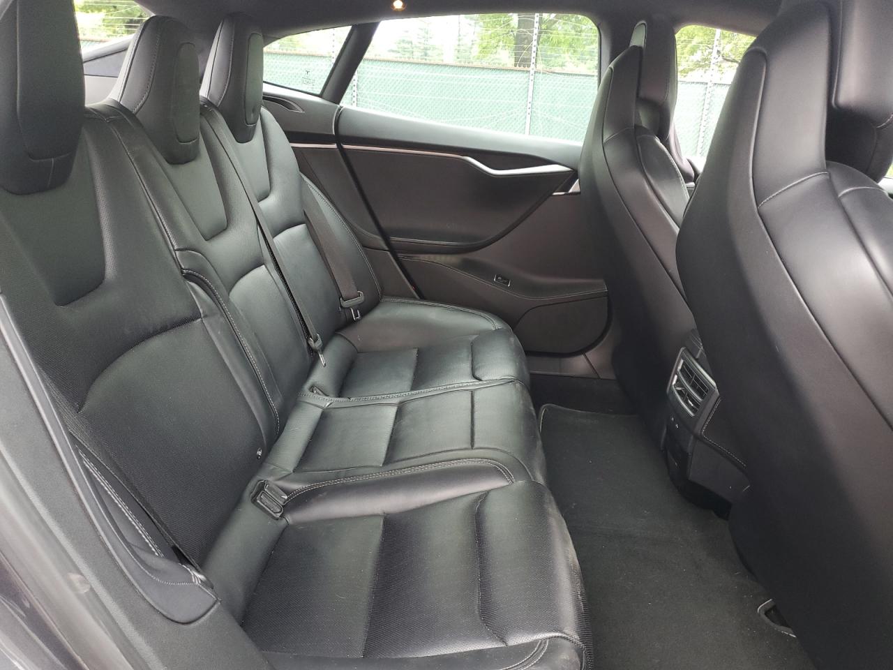 2018 Tesla Model S VIN: 5YJSA1E44JF286753 Lot: 56006575