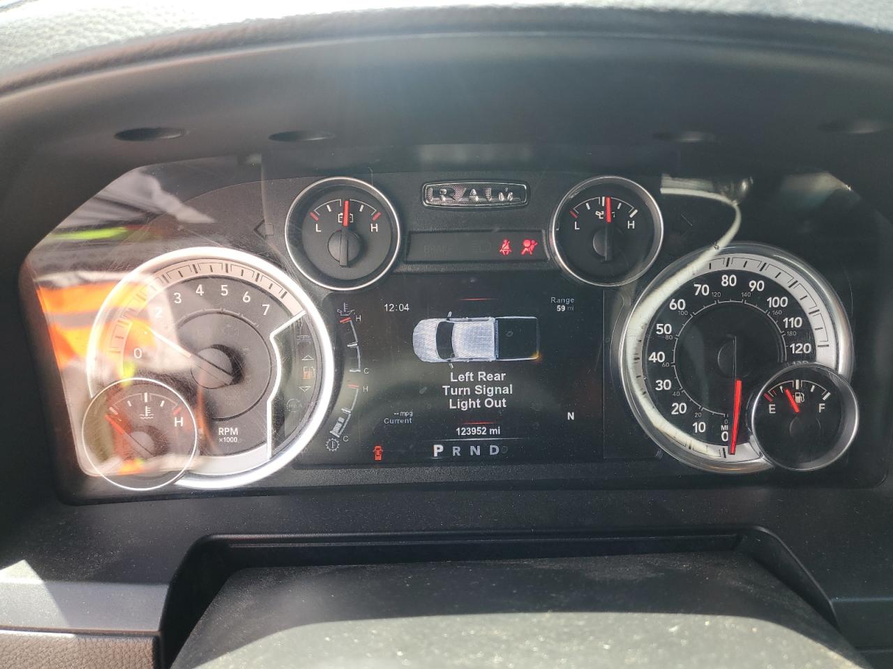 2015 Ram 1500 Sport VIN: 3C6JR6CT8FG687324 Lot: 56992605