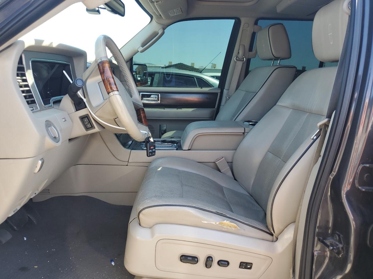 2007 Lincoln Navigator VIN: 5LMFU28537LJ10469 Lot: 56189585