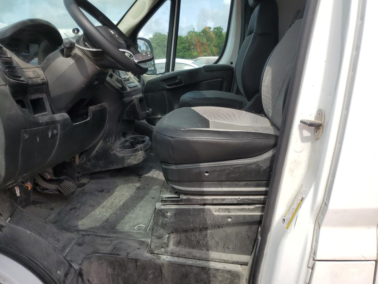 2025 Ram Promaster 3500 3500 High VIN: 3C6MRVHG3SE517817 Lot: 56344545