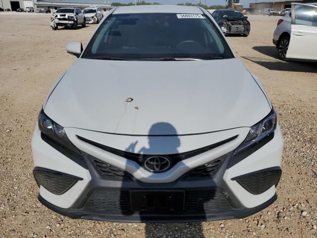  TOYOTA CAMRY 2023 Белы
