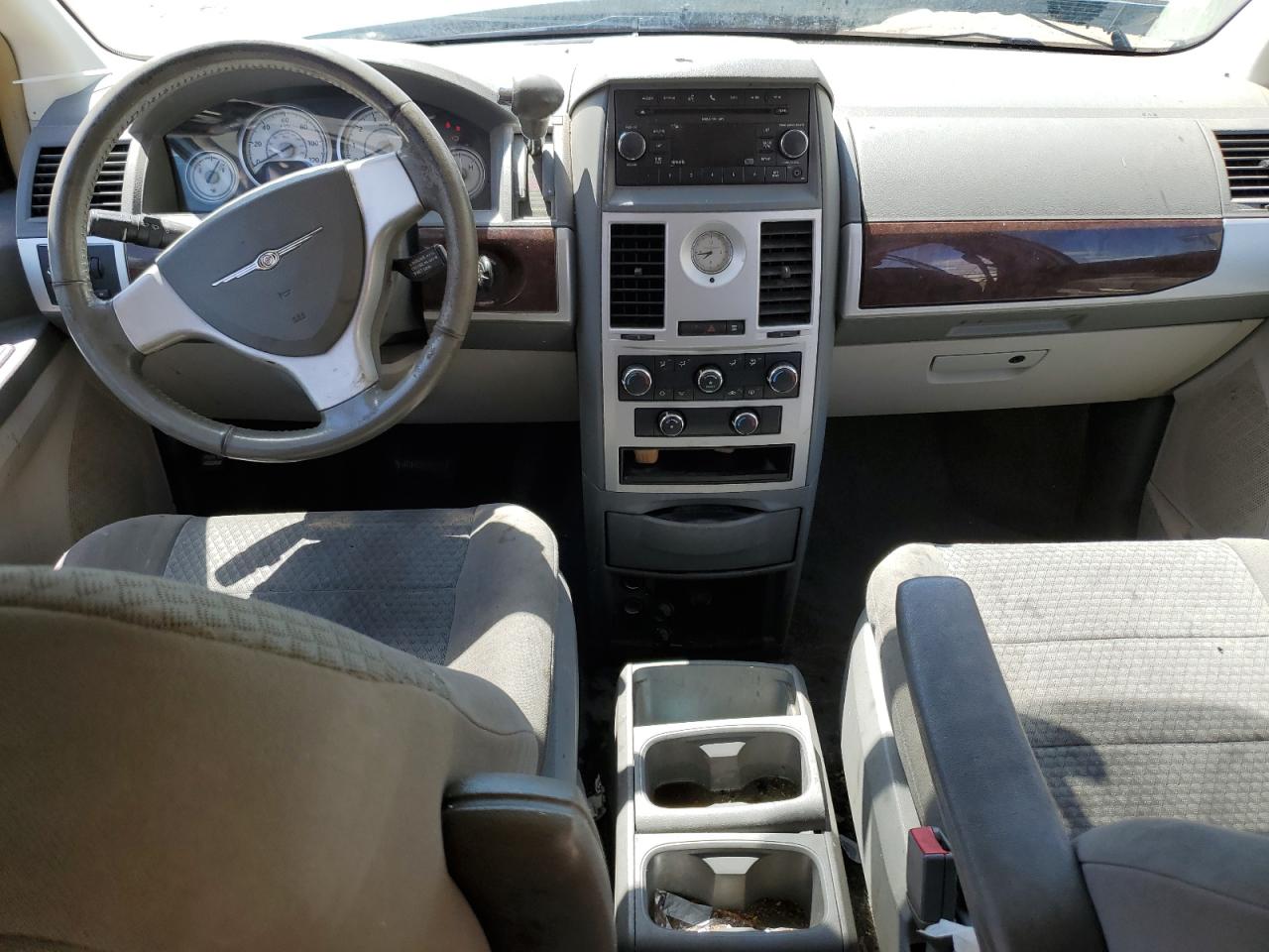 2010 Chrysler Town & Country Touring VIN: 2A4RR5D19AR392135 Lot: 56891315