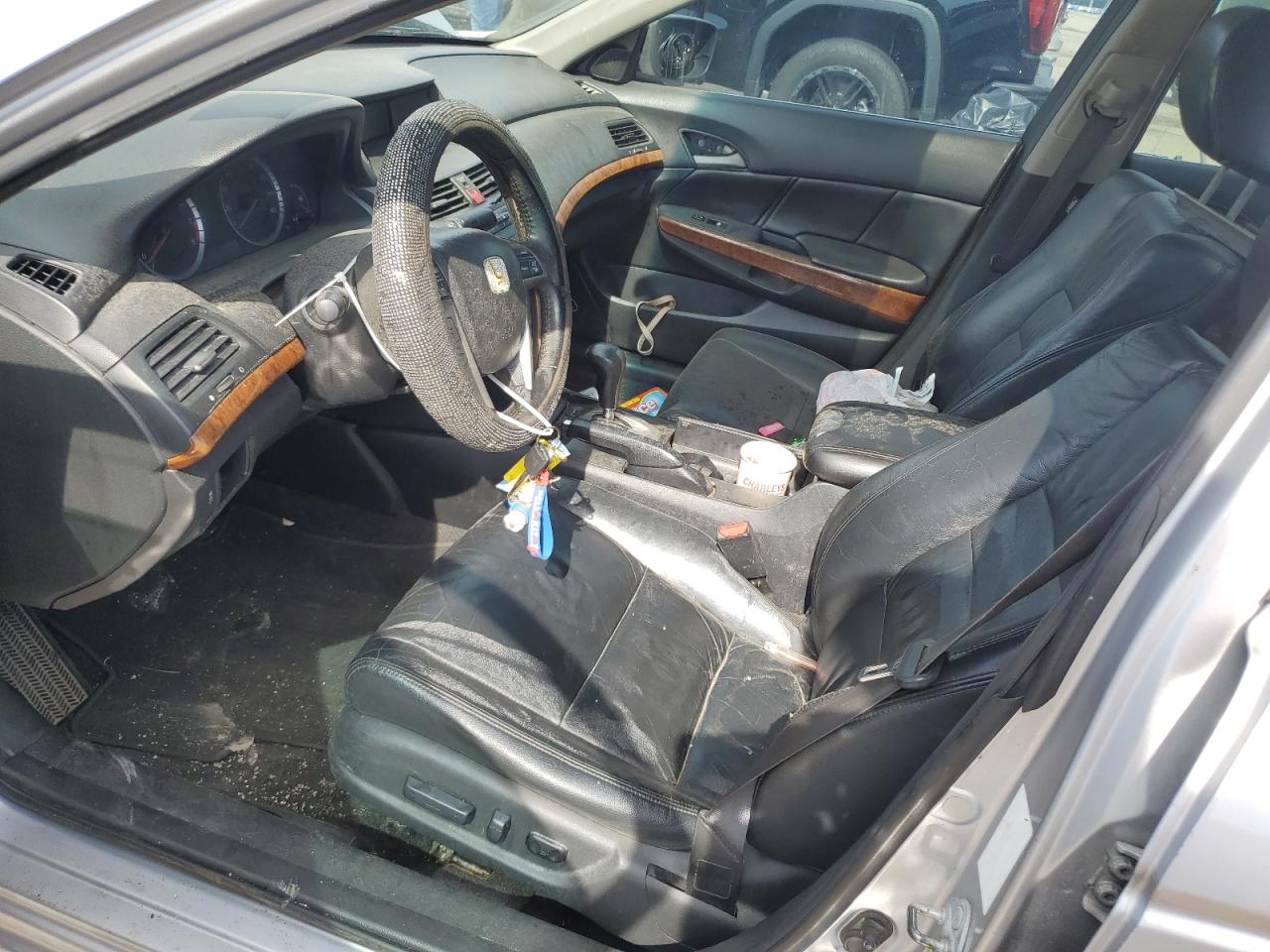 2011 Honda Accord Exl VIN: 1HGCP2F82BA092938 Lot: 57897045