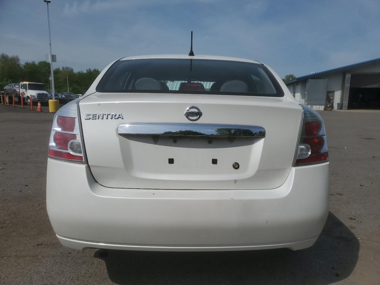 2010 Nissan Sentra 2.0 VIN: 3N1AB6AP1AL661282 Lot: 56645605