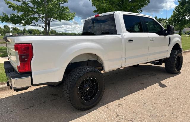 Pickups FORD F250 2017 Biały