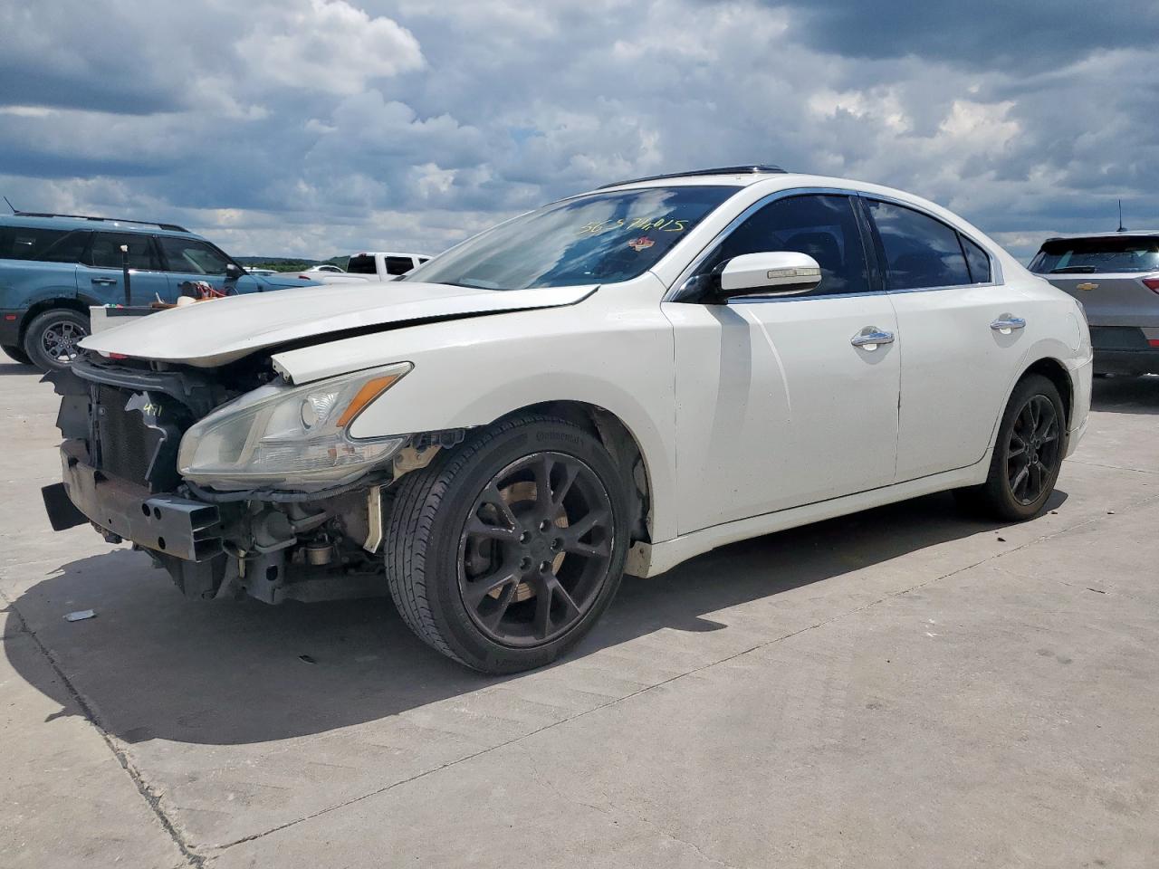 2014 Nissan Maxima S for Sale in Grand Prairie, TX - Front End