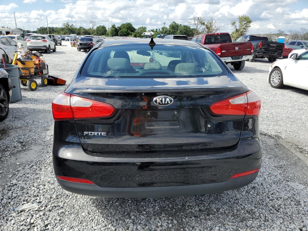 2015 Kia Forte Lx VIN: KNAFK4A62F5303983 Lot: 56988455