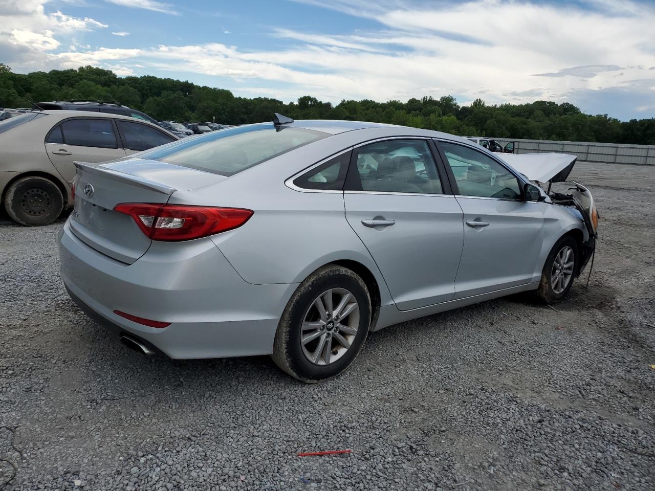 2015 Hyundai Sonata Se VIN: 5NPE24AF4FH013842 Lot: 56560095