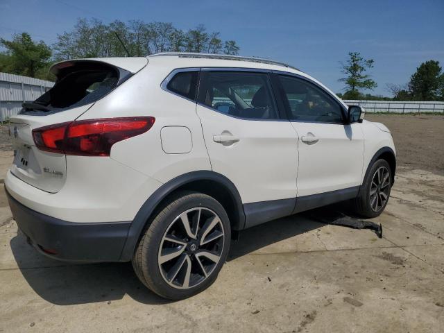  NISSAN ROGUE 2019 White