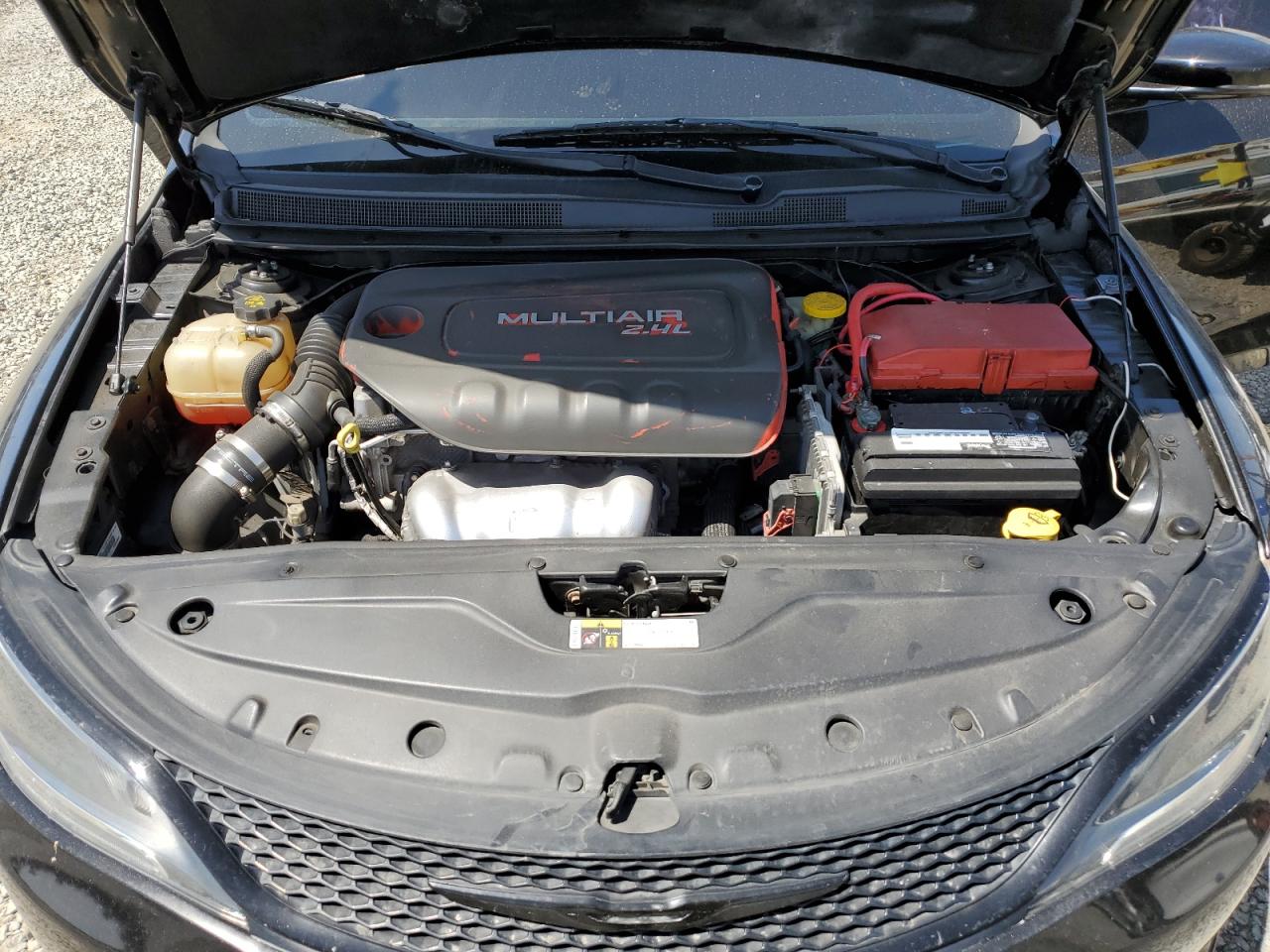 2015 Chrysler 200 Limited VIN: 1C3CCCAB5FN631767 Lot: 57177145