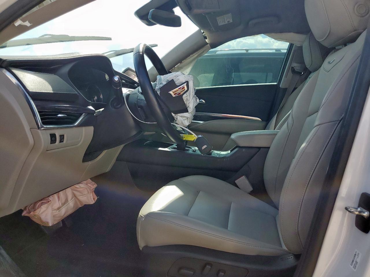 2021 Cadillac Xt4 Luxury VIN: 1GYAZAR40MF051288 Lot: 55947335