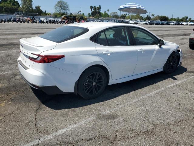  TOYOTA CAMRY 2025 Белы