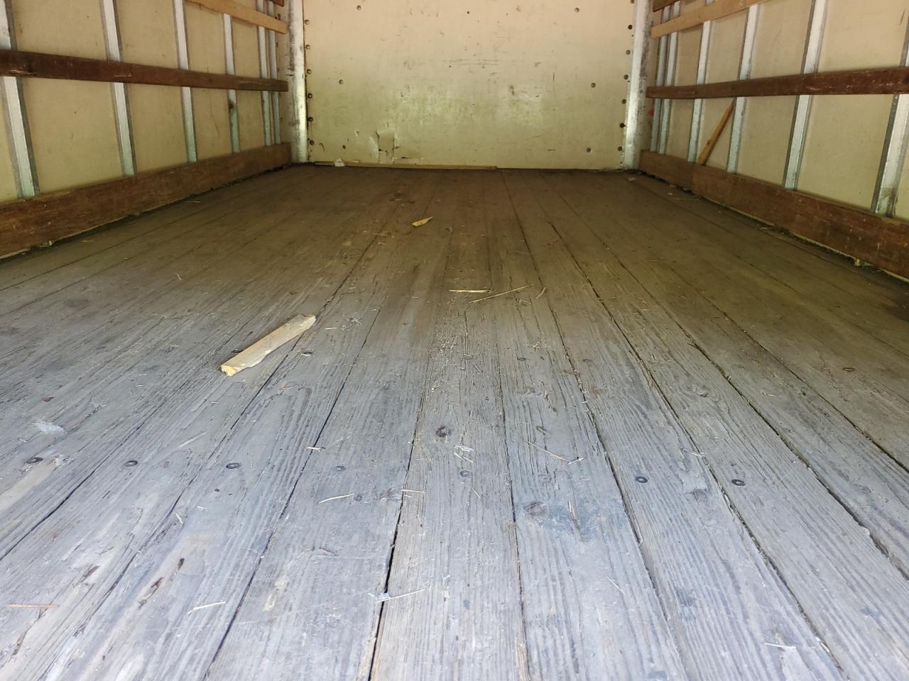 2004 GMC Savana Cutaway G3500 VIN: 1GDJG31U441908563 Lot: 56174765