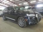 2018 Audi Q7 Prestige zu verkaufen in East Granby, CT - Minor Dent/Scratches