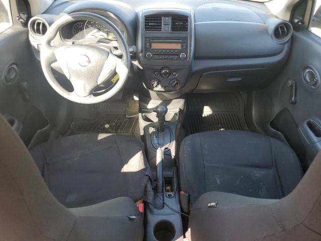 Седаны NISSAN VERSA 2015 Серебристый