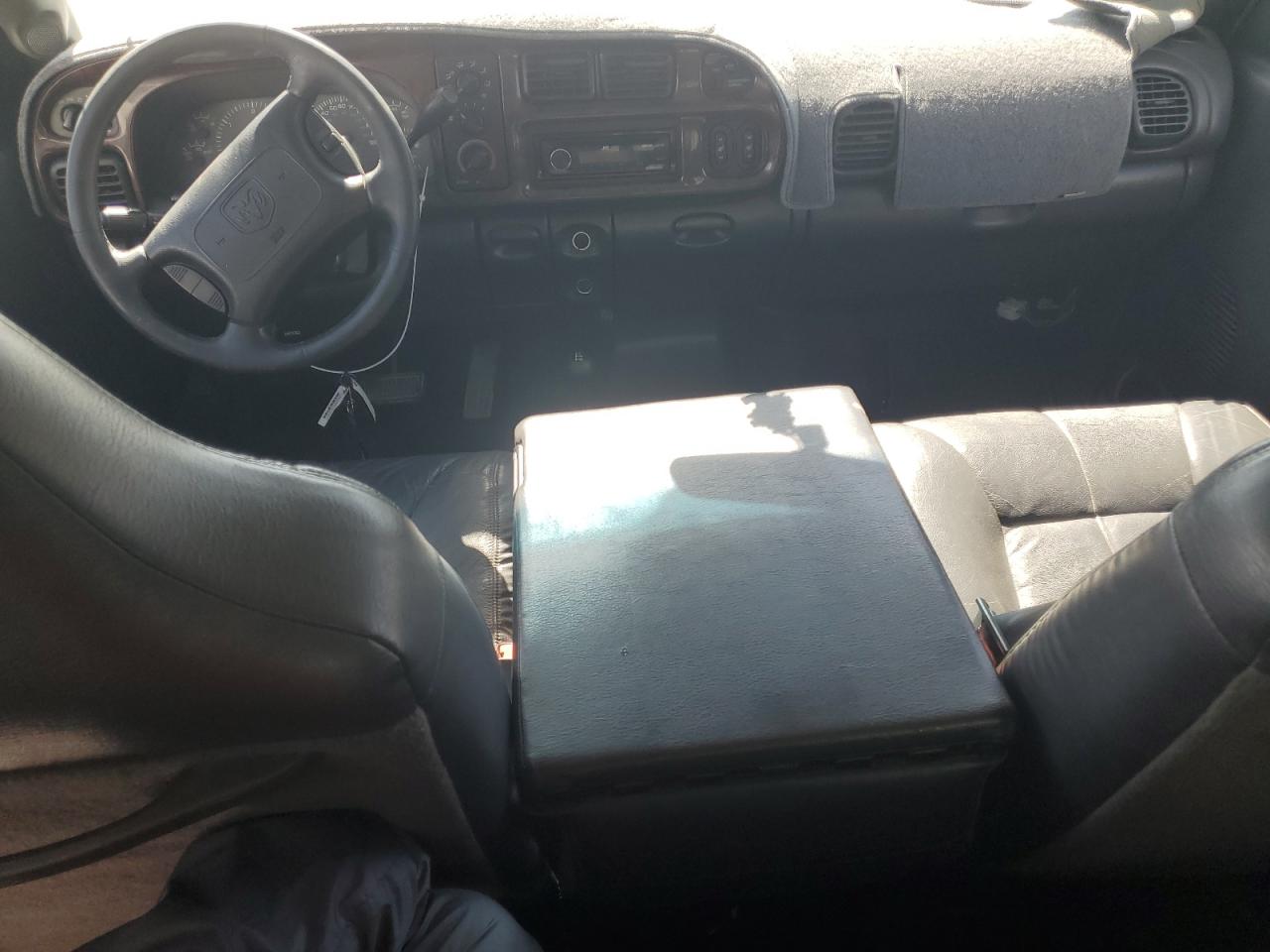 2000 Dodge Ram 2500 VIN: 1B7KF2361YJ118129 Lot: 55865215