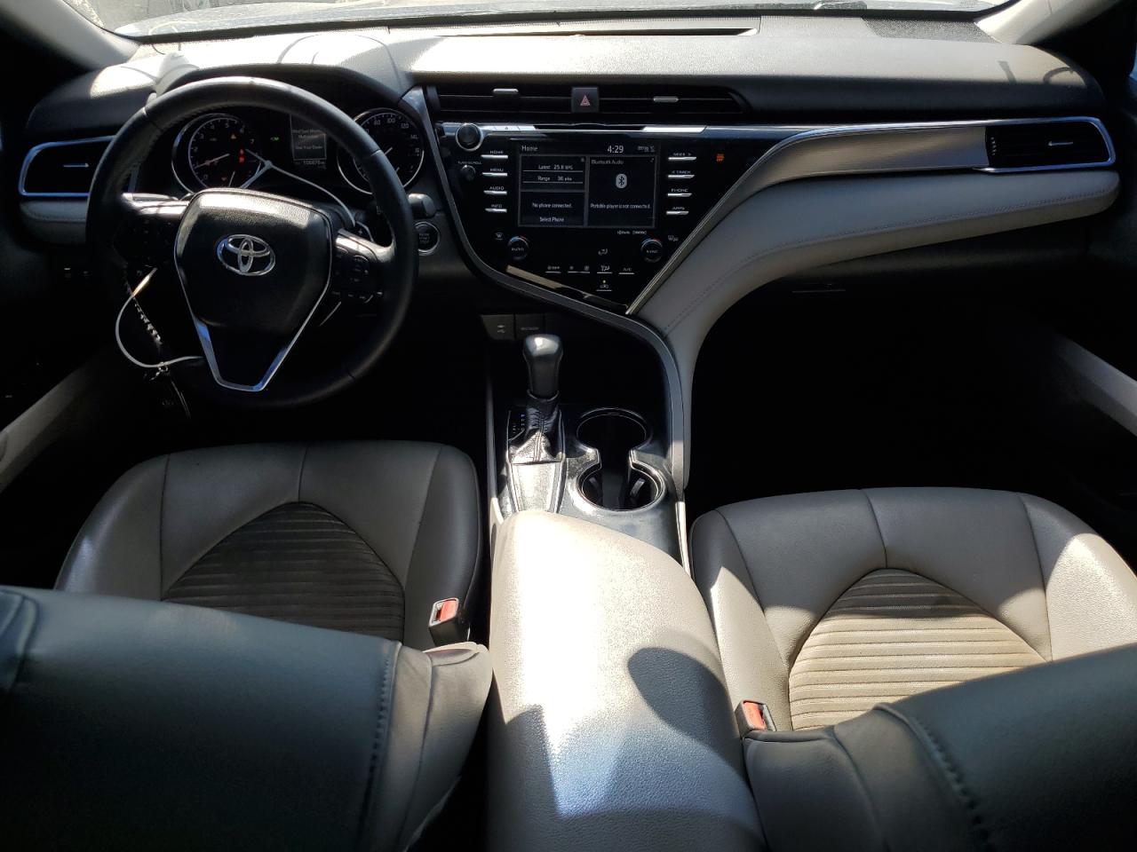 4T1B11HKXJU656262 TOYOTA CAMRY 2018