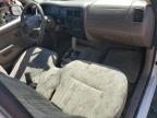 Bakersfield, CA에서 판매 중인 2004 Toyota Tacoma  - Side